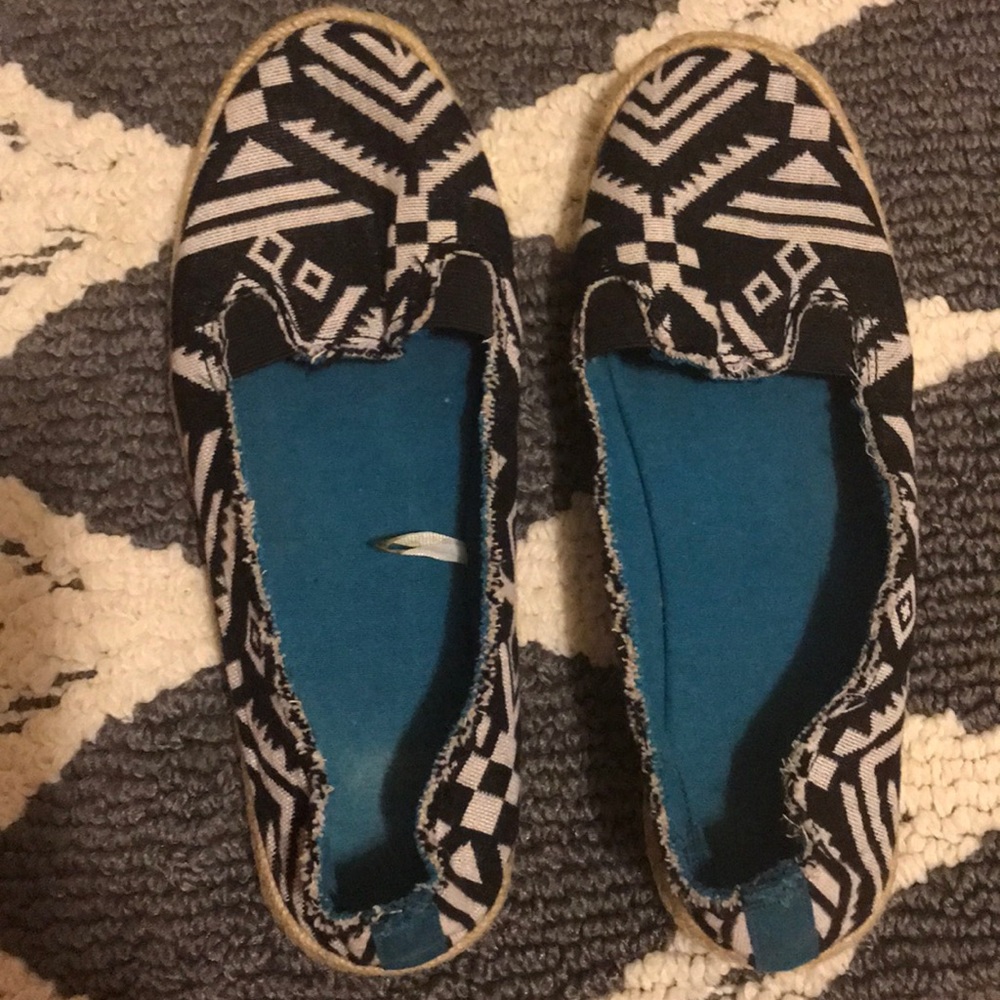BKE Shoes